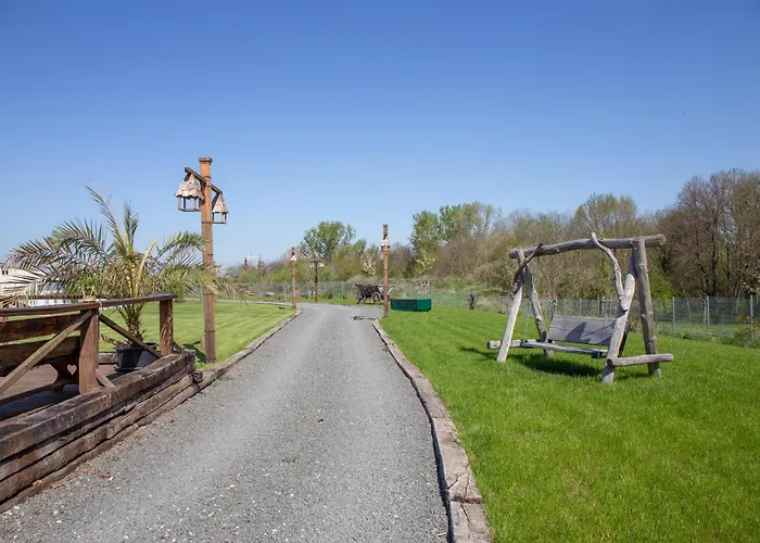 Land Alm Wellness Mit Sauna アパート *